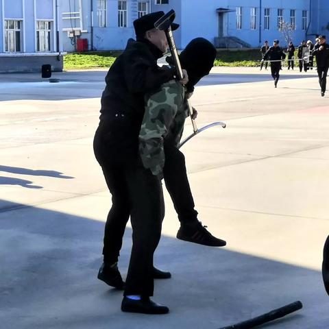 《模拟农场25》启动视频关闭教程!快速学会! 《模拟农场25》启动视频关闭教程!快速学会!