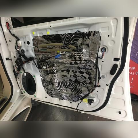 绝区零静听套装，谁穿更合适？