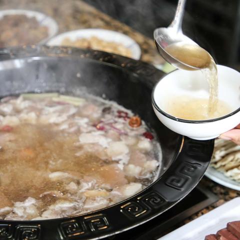 《无限暖暖》翻滚任务接取位置攻略 《无限暖暖》翻滚任务接取位置攻略