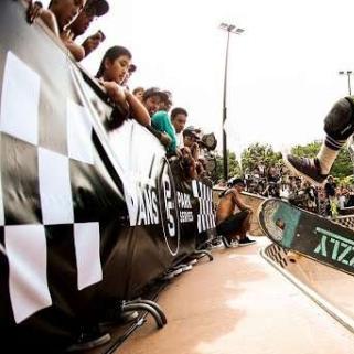 无畏契约斯凯进攻闪技巧:如何扔?快速掌握! 无畏契约斯凯进攻闪技巧:如何扔?快速掌握!