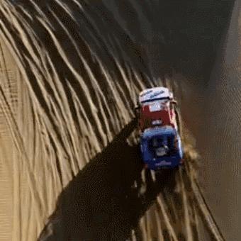 《都市天际线2》布局攻略：快速赚钱技巧揭秘