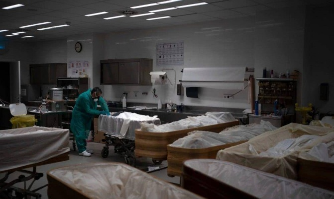 停尸房助手揭秘：如何轻松应对生死难题