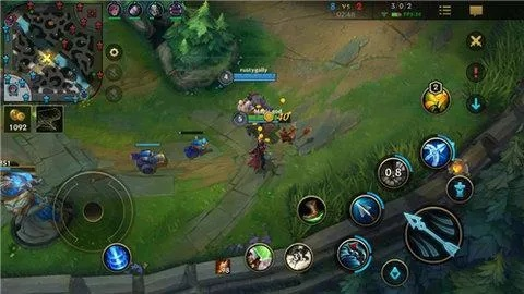 英雄联盟传奇7.4分评测：英雄集结，如何玩转？