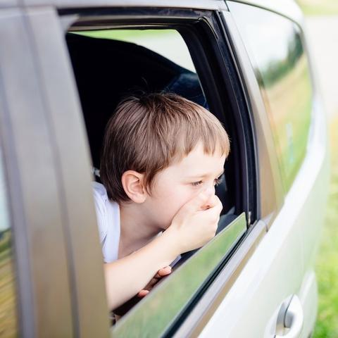 防晕攻略：32招告别晕车烦恼