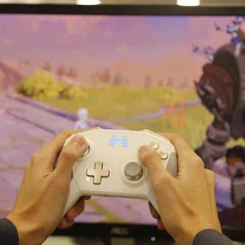 北通宙斯精英手柄开箱体验:Steam手柄必备利器 北通宙斯精英手柄开箱体验:Steam手柄必备利器