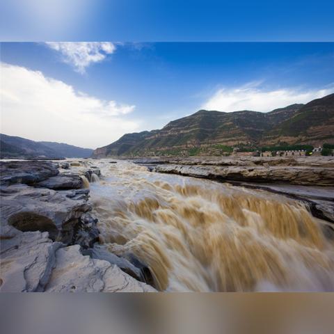 《绝地求生》沙漠A城攻略：高效打法解析