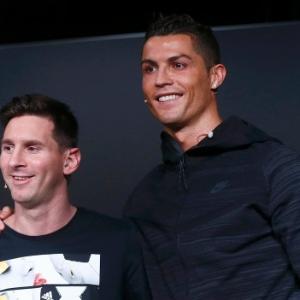 FIFA18 UT模式首周最佳阵：阿奎罗、迪巴拉领航