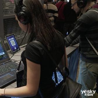 《堡垒之夜》生日蛋糕隐藏位置揭秘！速来探索！