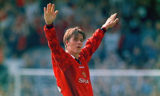 《PES2017》曼联VS切尔西巅峰对决：谁将问鼎英超荣耀？