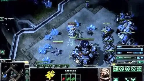 《星际争霸2》神级操作！揭秘高手的秘密技巧集锦