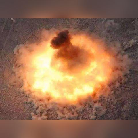 《堡垒之夜》搭板技巧揭秘:实战教学,轻松掌握搭板精髓! 《堡垒之夜》搭板技巧揭秘:实战教学,轻松掌握搭板精髓!