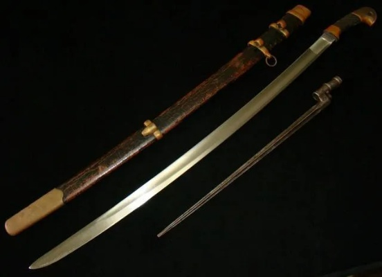 《揭秘!西蒙刀:33号远征队独享的神秘武器获取攻略》 《揭秘!西蒙刀:33号远征队独享的神秘武器获取攻略》