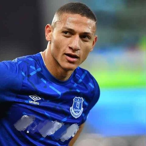 《光与影33号远征队》独狼流自爆攻略：揭秘符纹奥秘，一周目独狼崛起之路