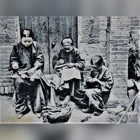 《暴行随从护甲攻略：揭秘路线选择高胜率秘诀》