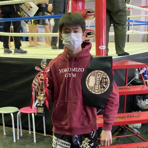 《堡垒之夜》搏击者皮肤：揭秘隐藏技能，你get了吗？