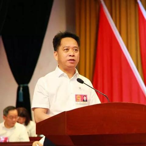 《胜利女神新篇章：揭秘公测角色强度与神秘卡池》