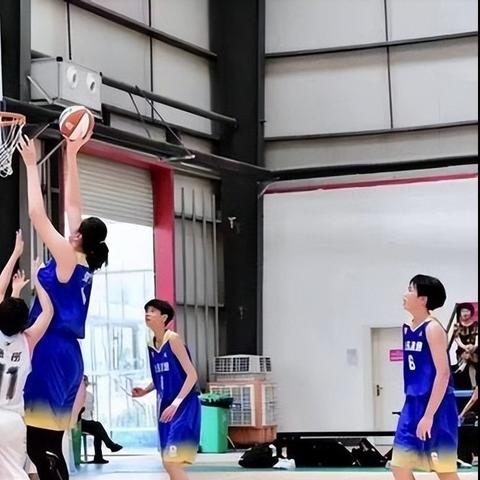 《胜利女神新希望》开服时间揭秘：揭秘神秘开服时刻！