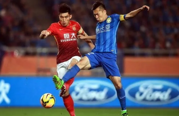 《PES2017中国足协杯巅峰对决！恒大VS苏宁精彩瞬间揭秘》