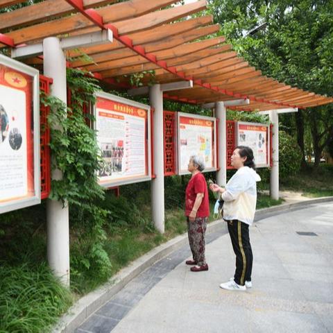 《堡垒之夜孤独小屋攻略：新手必看神秘点位揭秘》