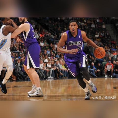 NBA2K17 MC模式小前锋必看攻略：揭秘高效得分技巧！