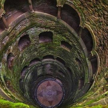 《探秘但丁地狱：独家图文攻略，揭秘九层地狱之谜》