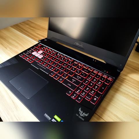 《堡垒之夜按键设置攻略:快速上手必备技巧》 《堡垒之夜按键设置攻略:快速上手必备技巧》