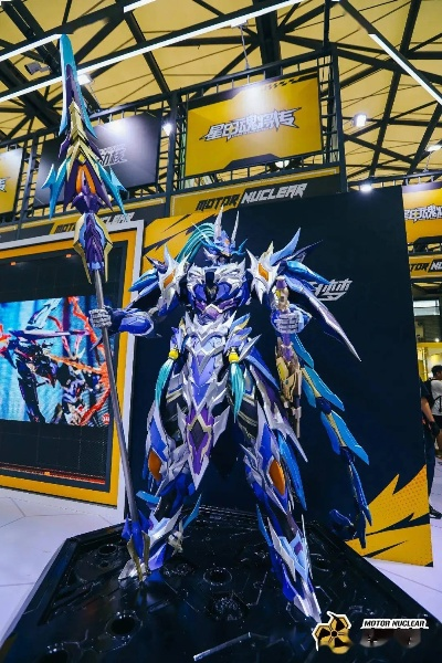 《三度惊艳全球！中国机甲狂潮来袭，胶佬们沸腾了！》