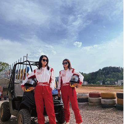 英雄集结！花开之夜，英雄联盟14周年庆典盛大开启