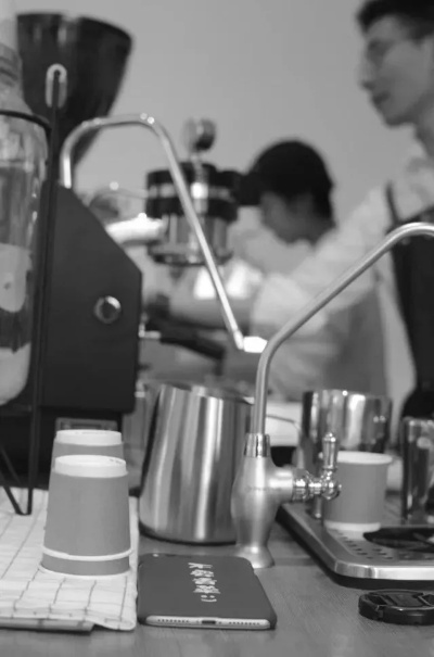 《拉米:程序与咖啡》幕后揭秘:开发挑战与未来展望 《拉米:程序与咖啡》幕后揭秘:开发挑战与未来展望