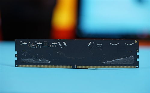 《DDR5进化史:从水银延迟线到现代内存传奇》 《DDR5进化史:从水银延迟线到现代内存传奇》