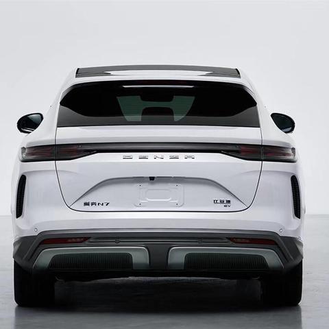 《国产手游逼氪引众怒!玩家现场硬刚策划,热议不断》
《国产手游逼氪引众怒!玩家现场硬刚策划,热议不断》