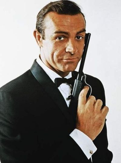 007邦德：从菜鸟到特工巅峰的蜕变之路