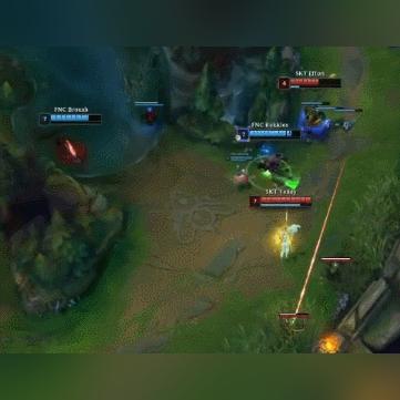 《植物大战僵尸》经典重置版新升级!独家双人模式,携手好友共抗僵尸入侵! 《植物大战僵尸》经典重置版新升级!独家双人模式,携手好友共抗僵尸入侵!