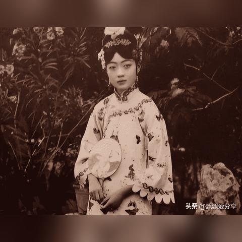 《旧世界》评测：探寻命运，成就非凡人生