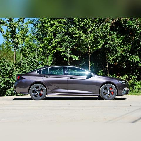 《NBA2K19》评测：咸鱼篮球梦，8.7分体验揭秘