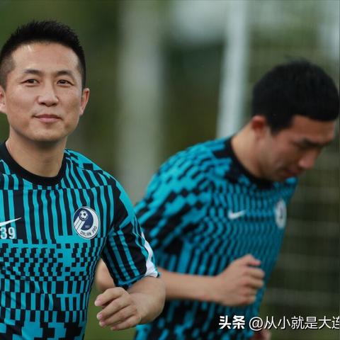 《英雄连3》评测:经典重燃,全新战术革新,体验战史巅峰 《英雄连3》评测:经典重燃,全新战术革新,体验战史巅峰