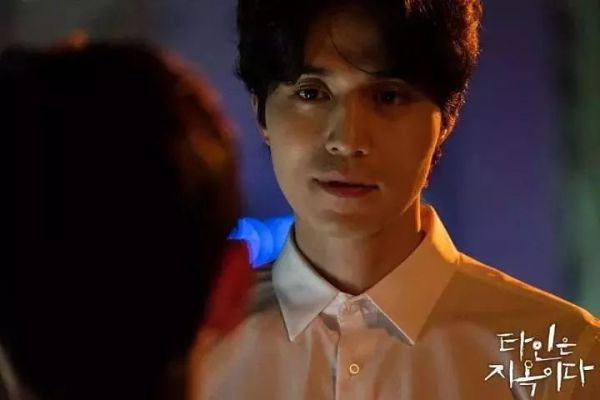 《他人即地狱》评测：精良制作却体验欠佳，揭秘游戏魅力不足之谜