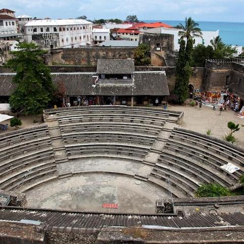 《巴尔的遗产》性价比解析：揭秘超值游戏价格攻略