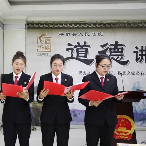 《她看到红色》深度解析：探索短片实验魅力，揭秘独特视觉体验