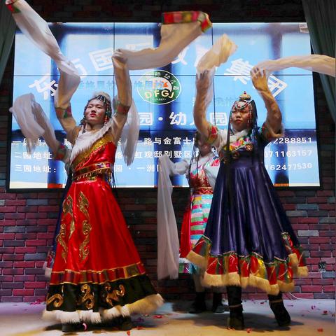 《超级机器人大战Y》生日狂欢来袭!独家揭秘特别生日庆典日 《超级机器人大战Y》生日狂欢来袭!独家揭秘特别生日庆典日