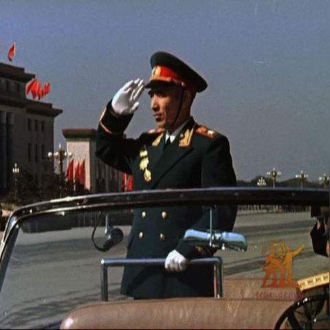 《超级忍反攻》版本对比揭秘：深度解析各版本特色与升级亮点