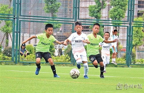 实况足球2014深度评测:体验升级,告别失望,畅享足球盛宴 实况足球2014深度评测:体验升级,告别失望,畅享足球盛宴