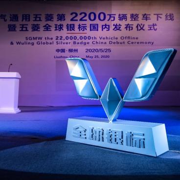 2025年传奇手游平台精选合集,玩家必看十大热门排行推荐 2025年传奇手游平台精选合集,玩家必看十大热门排行推荐