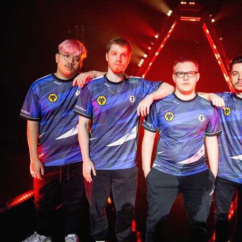 《无畏契约手游》新手必看！全方位攻略+操作设置技巧解析