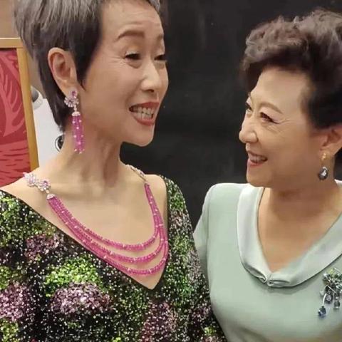 《最终幻想14》探秘水晶世界:独家染色拍照技巧大公开 《最终幻想14》探秘水晶世界:独家染色拍照技巧大公开