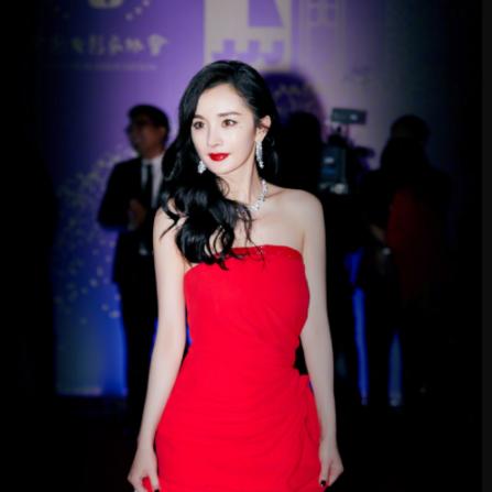 《光与影33号》快速升级攻略:揭秘高效刷级技巧,轻松提升战力! 《光与影33号》快速升级攻略:揭秘高效刷级技巧,轻松提升战力!