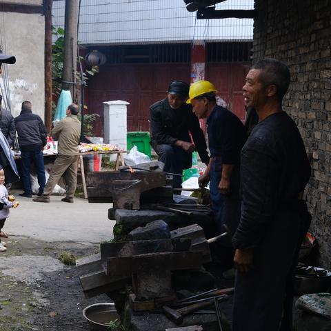 《流放之路2》铁匠打铁攻略：BD流构筑秘籍深度解析