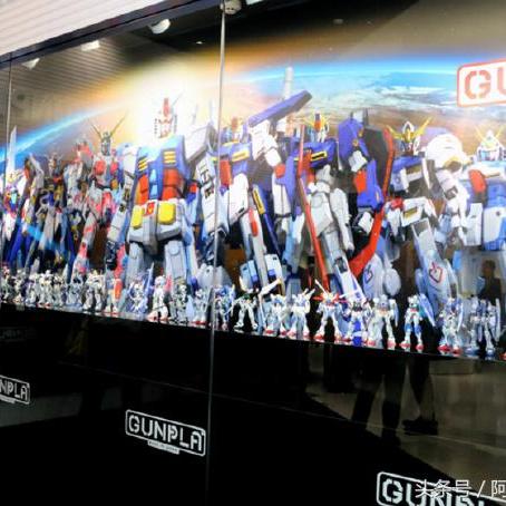 钢普拉自由绽放，万代南梦宫束缚何在？探秘《高达创坏者4》新篇章