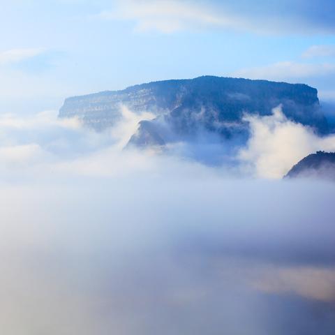 孤山探险家、科学记者揭秘冒险之旅