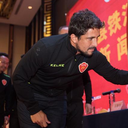 球场街头星光熠熠,FIFA 20球星蜕变之旅揭秘新篇章 球场街头星光熠熠,FIFA 20球星蜕变之旅揭秘新篇章